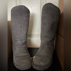 Bearpaw women’s grey warm boots